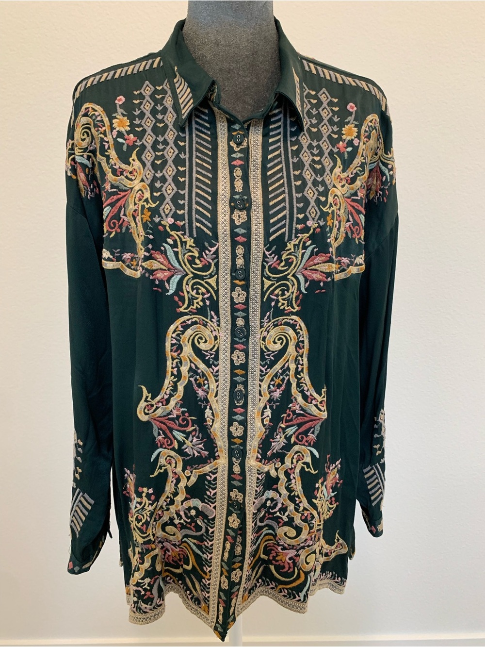 Johnny Was Forest Green Embroidered Button-Front Shirt